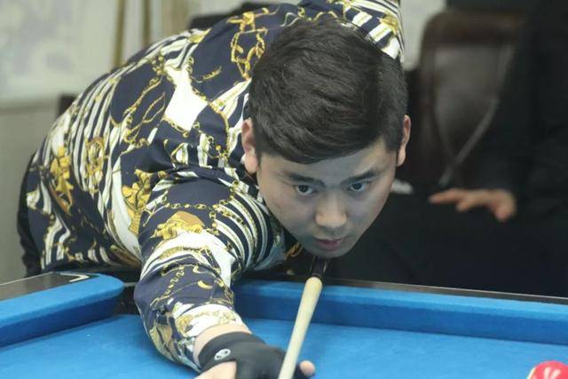 借稳定发挥 借稳定发挥